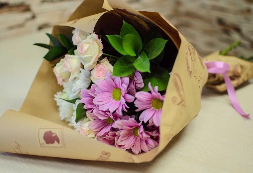 Букет цветов из: Розы и Хризантемы в Больших Березниках