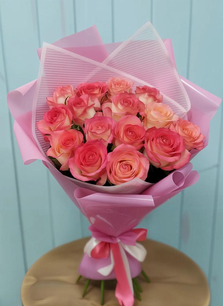 Букет 15 Розовых роз Равель в Больших Березниках