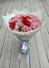 Букет цветов из:  Альстромерии в Больших Березниках