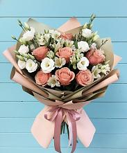 Букет цветов из:  Розы, Альстромерии и Лизиантусы в Больших Березниках