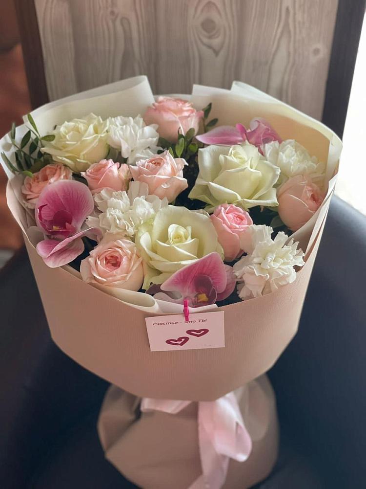 Букет цветов из: Орхидеи, Розы и Гвоздики в Больших Березниках