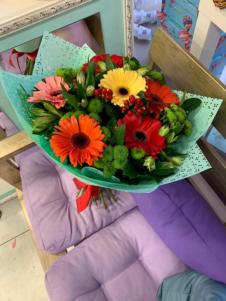 Букет цветов из: Герберы, Хризантемы и Альстромерии в Больших Березниках