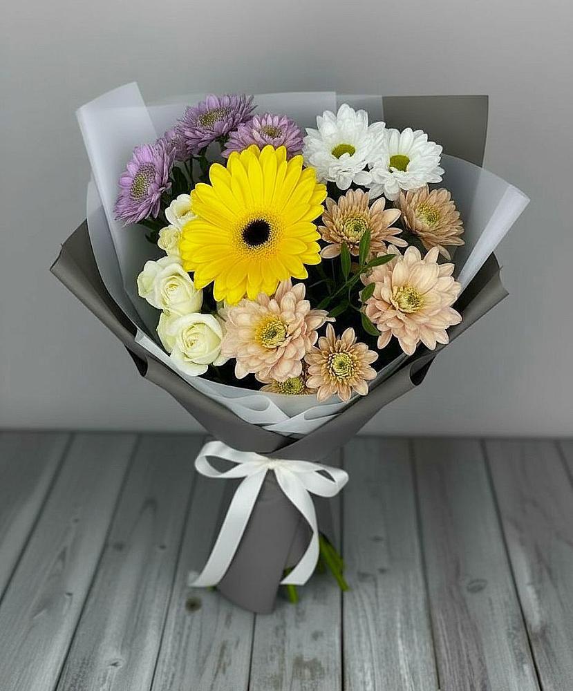 Букет цветов из: Розы, Герберы и Хризантемы в Больших Березниках