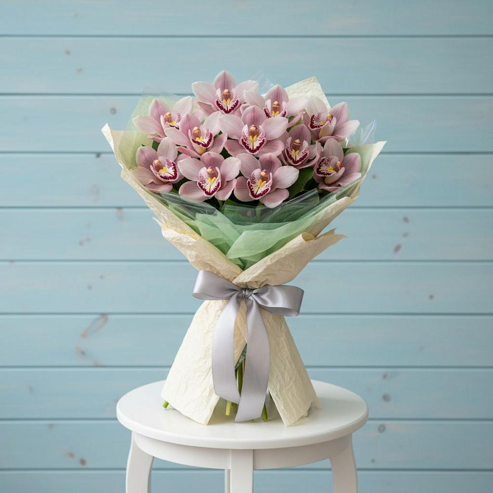 Букет цветов из: Орхидеи и Розы в Больших Березниках