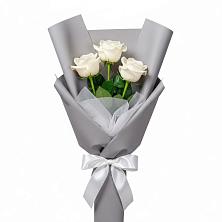 Букет 3 белые розы в Больших Березниках