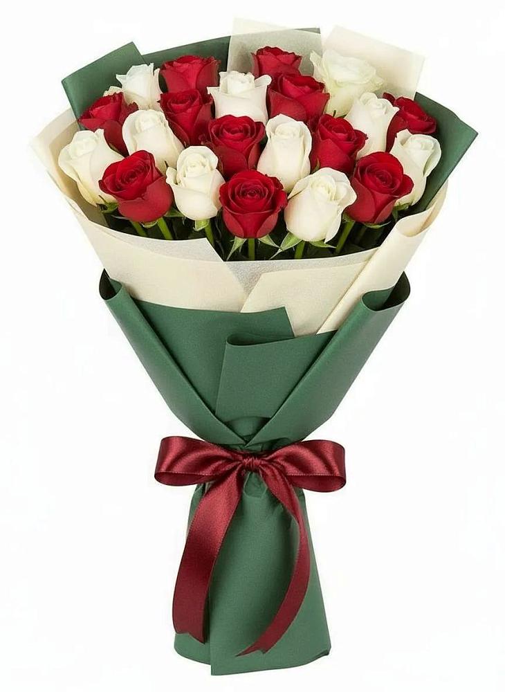 Букет Микс из красных и белых роз в Больших Березниках