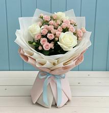 Букет цветов из:  Розы в Больших Березниках