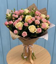 Букет цветов из:  Розы в Больших Березниках