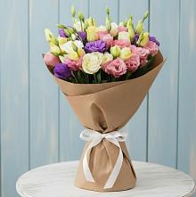 Букет цветов из:  Лизиантусы в Больших Березниках