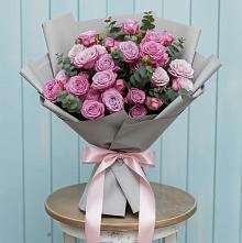 Букет цветов из:  Розы в Больших Березниках